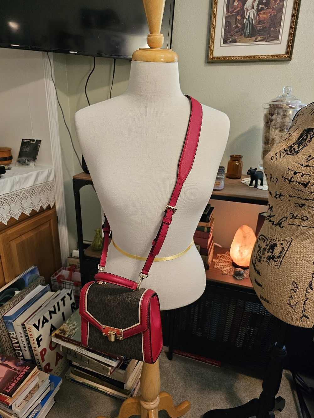 NWOT - Never Used! Michael Kors Kinsley XS Crossbody - Picture 11 of 11